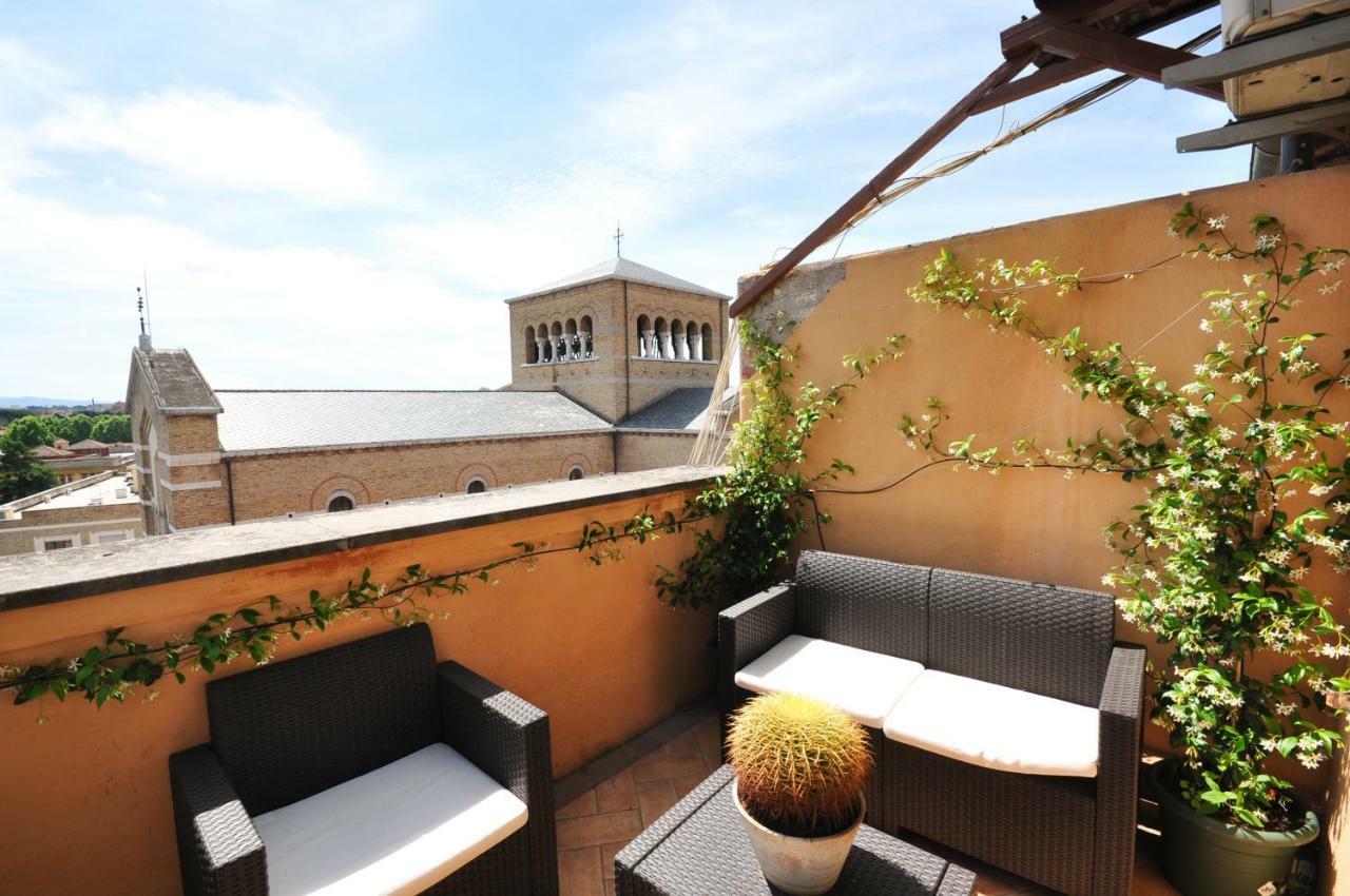 Penthouse With View Apartment Rome Exterior photo